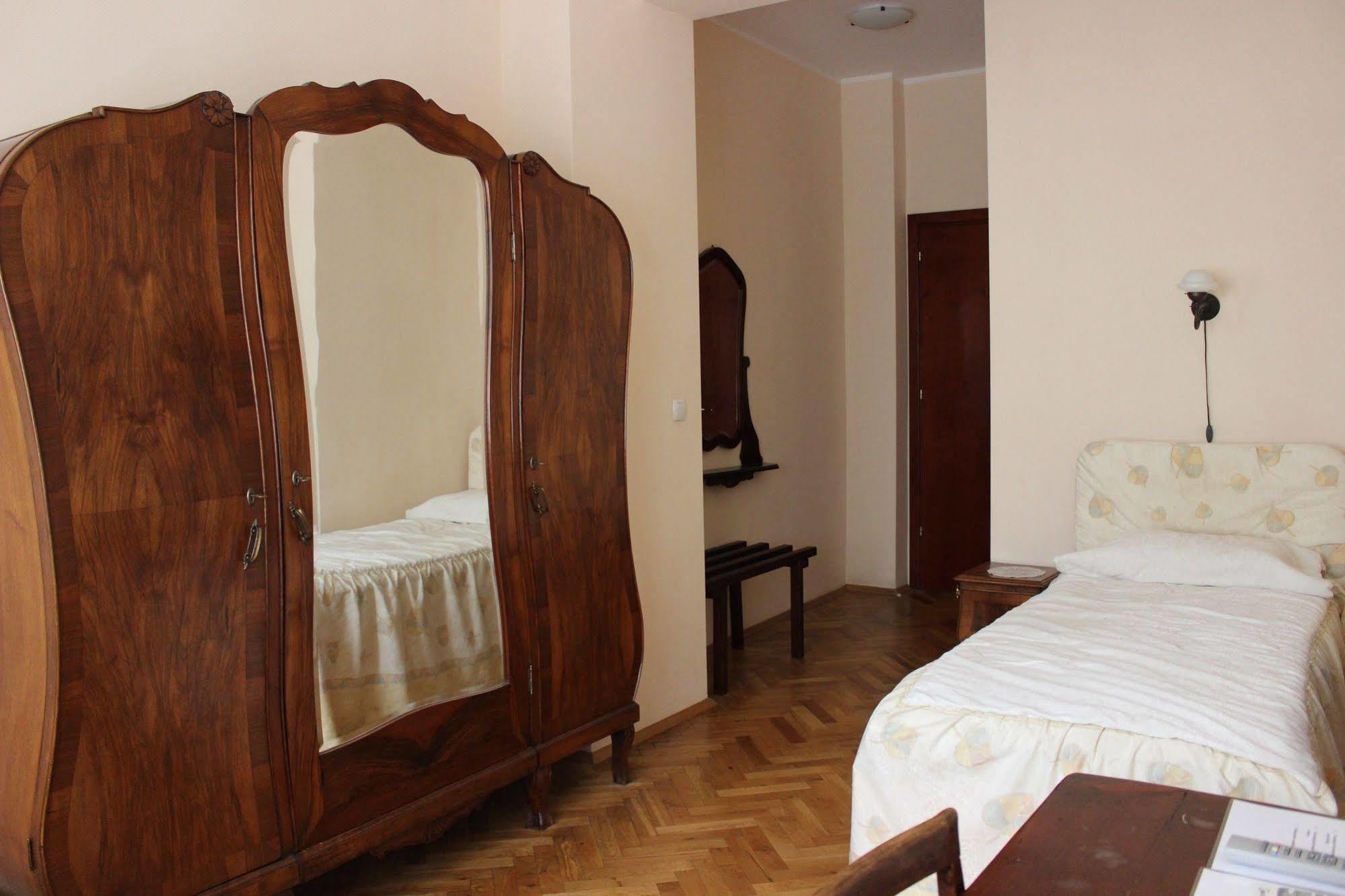 Casa Ferrari Bed & Breakfast Szófia Kültér fotó