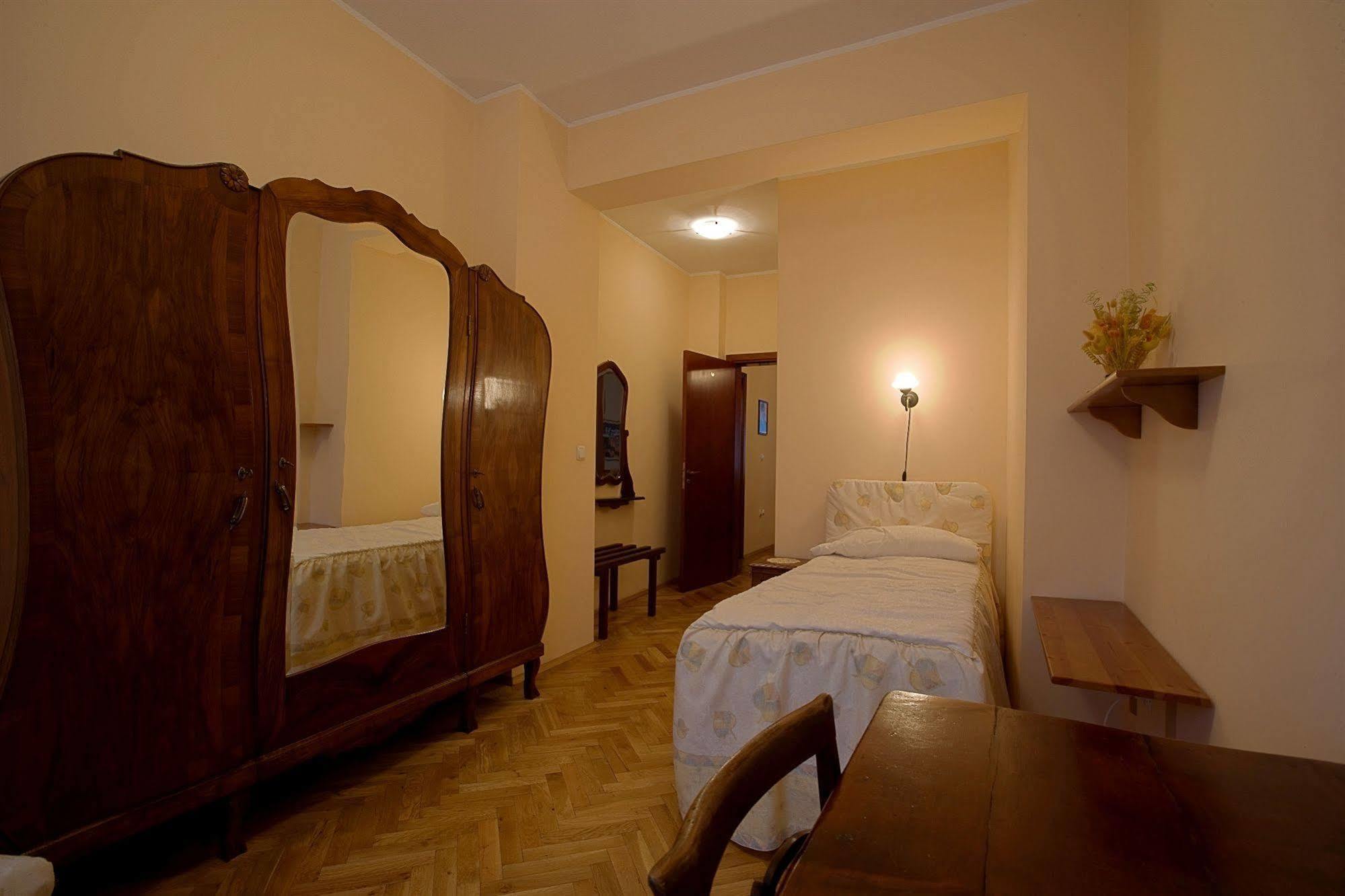 Casa Ferrari Bed & Breakfast Szófia Kültér fotó