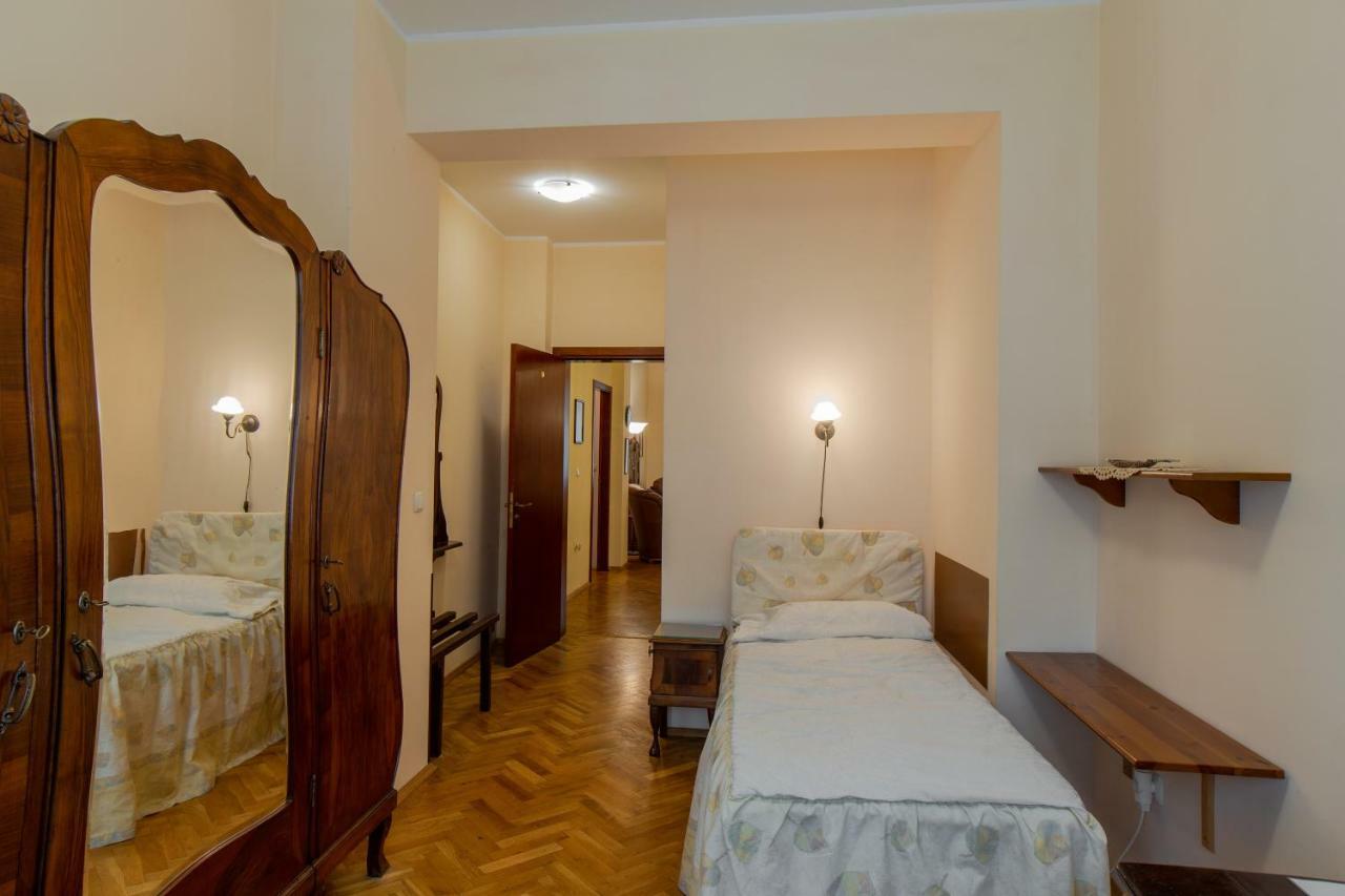Casa Ferrari Bed & Breakfast Szófia Kültér fotó